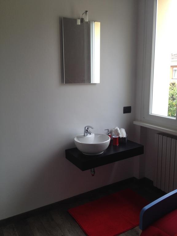 Grandi Cime Guest House Лекко Номер фото