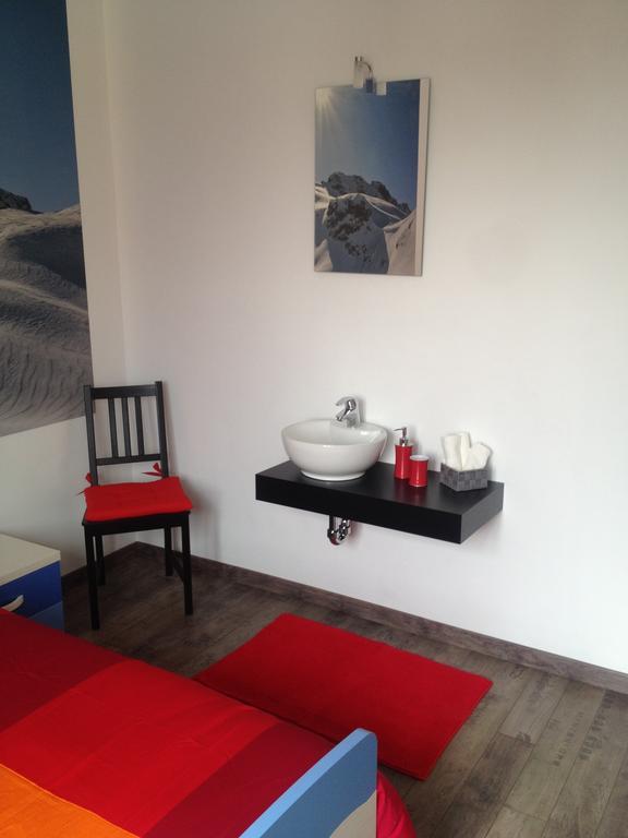 Grandi Cime Guest House Лекко Номер фото